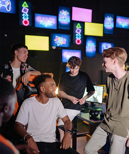 avata-homepage-side image square